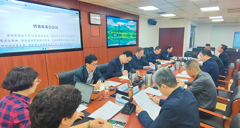 中國廣電甘肅公司召開學(xué)習(xí)會議，強(qiáng)調(diào)打造智慧廣電媒體，發(fā)展智慧廣電網(wǎng)絡(luò)